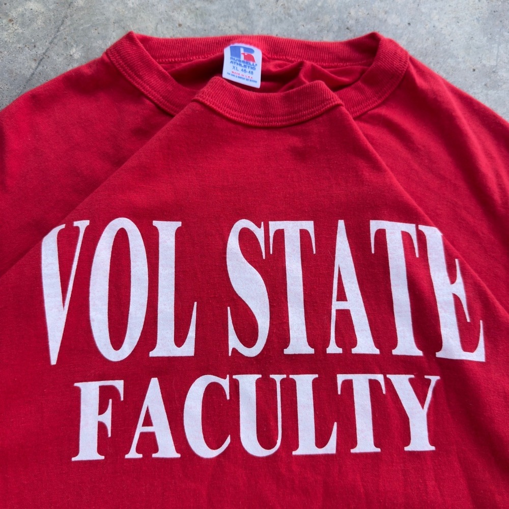 Vintage 90s Russell Athletic UT Volunteers Faculty T-Shirt Red XL (d1a)